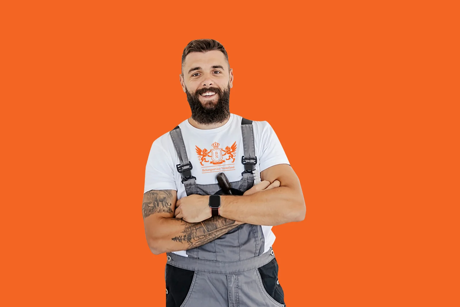 Dit is Jan onze renovlies behanger in Heerlen die bekend staat om zijn strakke werk.